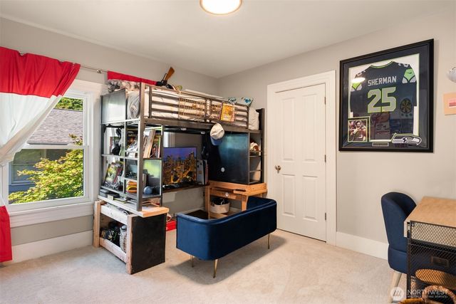 1012 2nd Avenue W, Seattle, WA 98119