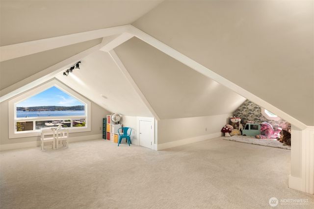 1012 2nd Avenue W, Seattle, WA 98119