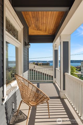 1012 2nd Avenue W, Seattle, WA 98119