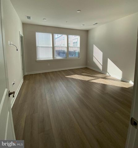 16356 COLUMBUS AVE, Rockville, MD 20855