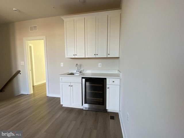 16356 COLUMBUS AVE, Rockville, MD 20855