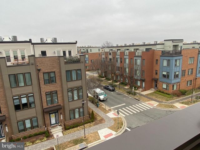 16356 COLUMBUS AVE, Rockville, MD 20855