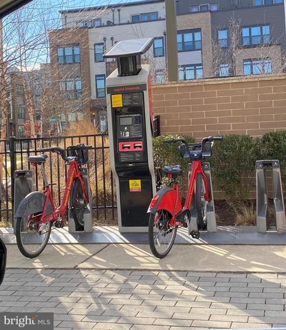 16356 COLUMBUS AVE, Rockville, MD 20855