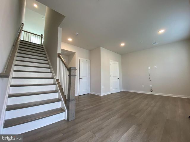 16356 COLUMBUS AVE, Rockville, MD 20855