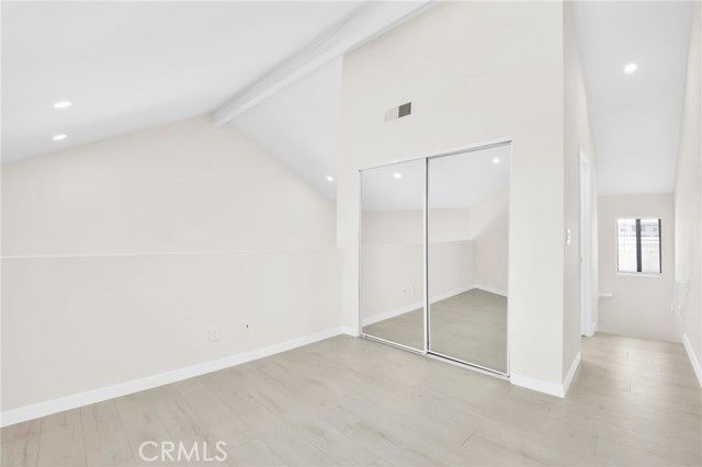 7750 Laurel Canyon Boulevard 9A, North Hollywood (los Angeles), CA 91605