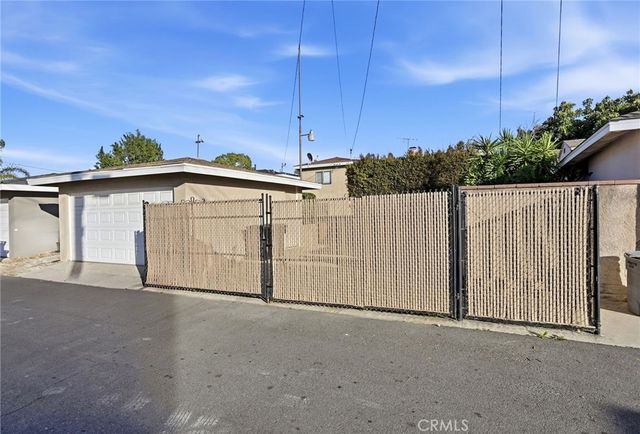 421 Sycamore Avenue, Brea, CA 92821