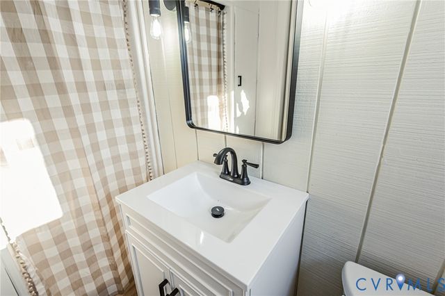 6048 Gainford Rd, Chesterfield, VA 23234