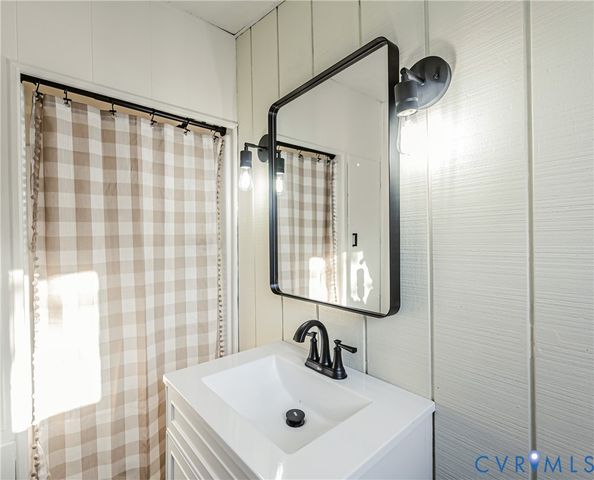 6048 Gainford Rd, Chesterfield, VA 23234