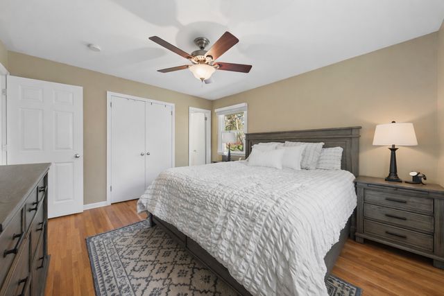 3206 W 88th Street, Bloomington, MN 55431