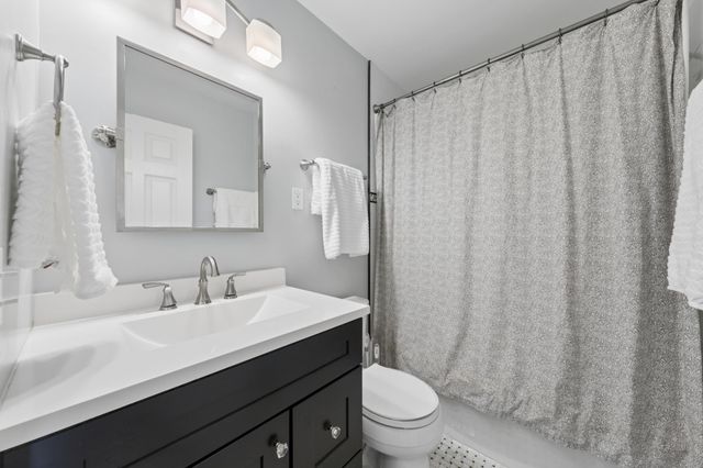 3206 W 88th Street, Bloomington, MN 55431