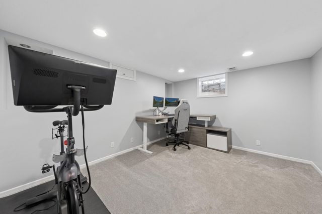 3206 W 88th Street, Bloomington, MN 55431