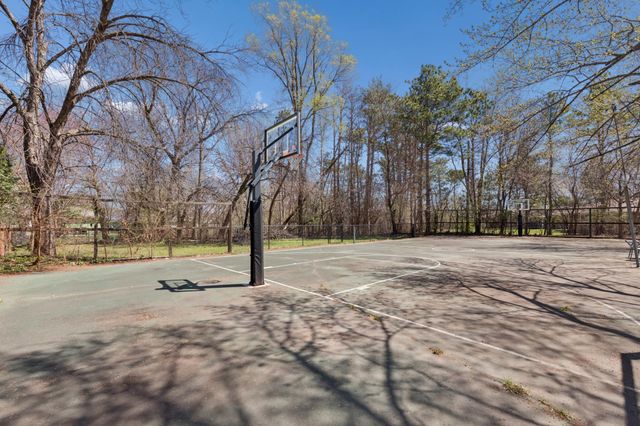 3206 W 88th Street, Bloomington, MN 55431