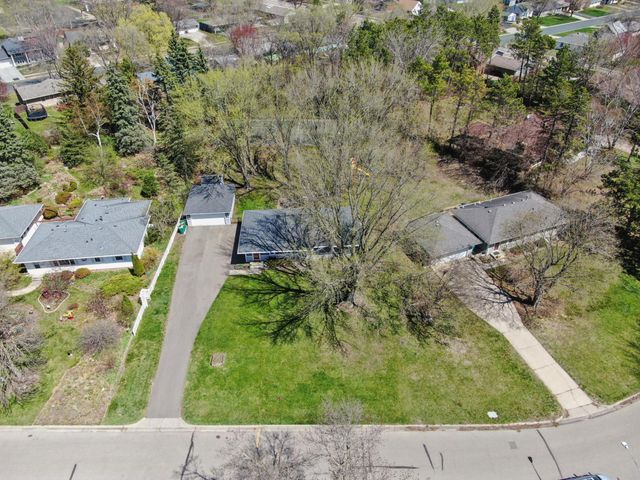 3206 W 88th Street, Bloomington, MN 55431