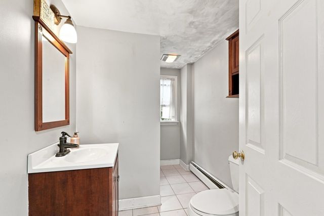400 Main St, Groveland, MA 01834