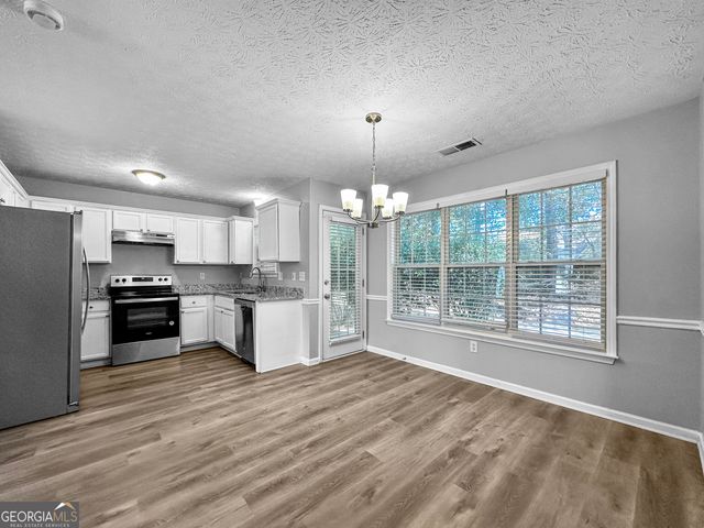 130 Hibiscus Trail, Fayetteville, GA 30215