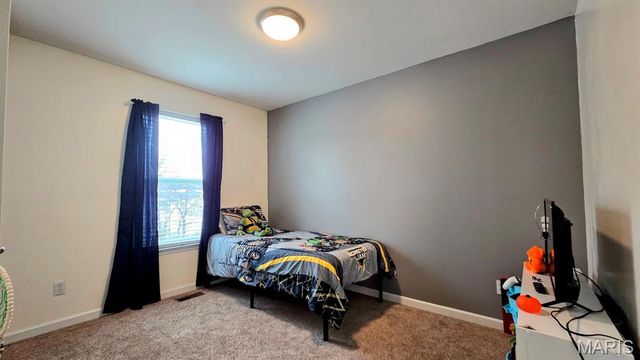 77 Colton Jesse Drive, Winfield, MO 63389