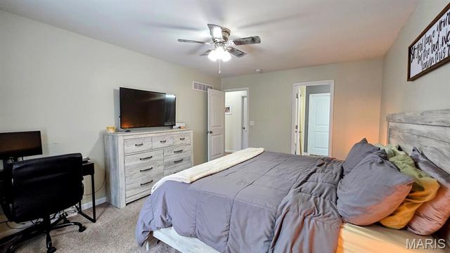 77 Colton Jesse Drive, Winfield, MO 63389