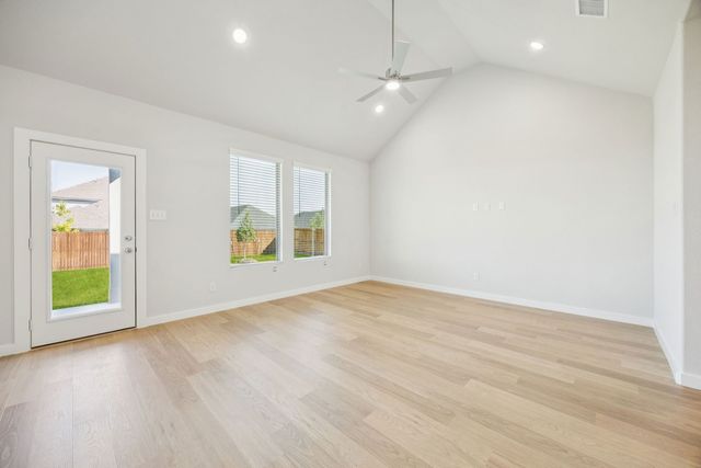 4001 Somerville Drive, Farmersville, TX 75442