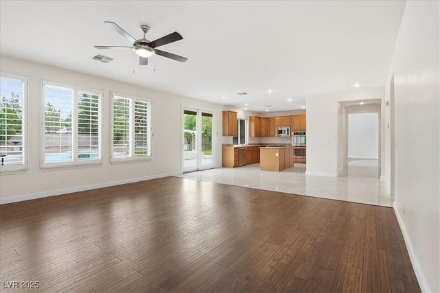 10658 Chillingham Drive, Las Vegas, NV 89183