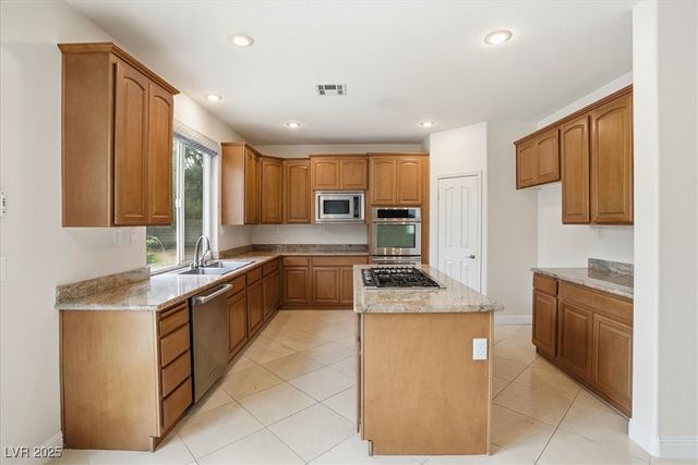 10658 Chillingham Drive, Las Vegas, NV 89183