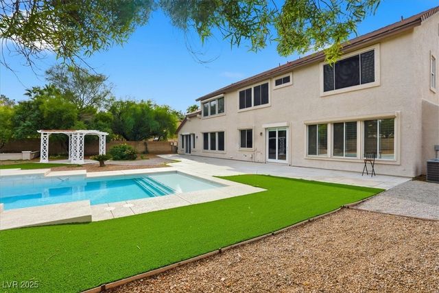 10658 Chillingham Drive, Las Vegas, NV 89183