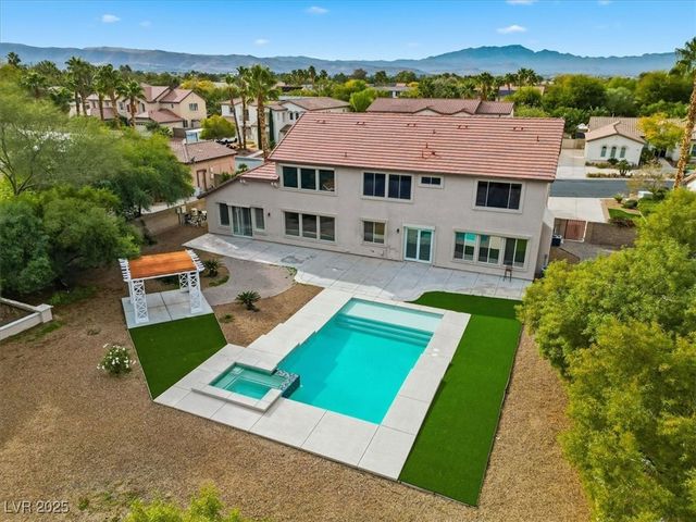 10658 Chillingham Drive, Las Vegas, NV 89183