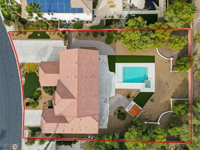 10658 Chillingham Drive, Las Vegas, NV 89183