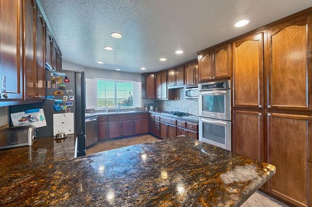 1131 Salmon Falls Rnch, El Dorado Hills, CA 95762