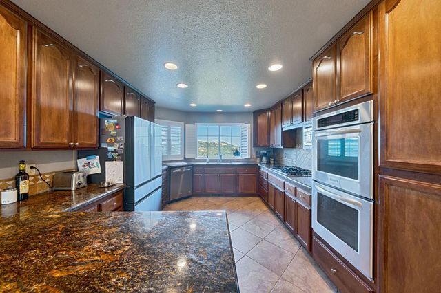 1131 Salmon Falls Rnch, El Dorado Hills, CA 95762