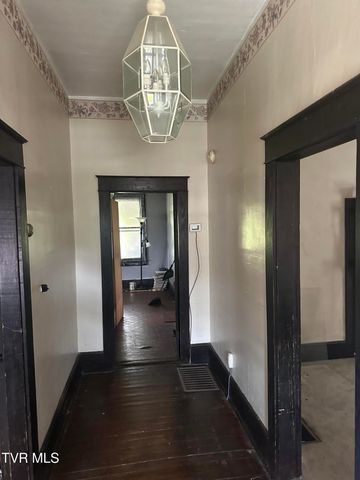 210 North Ford Street, Pennington Gap, VA 24277