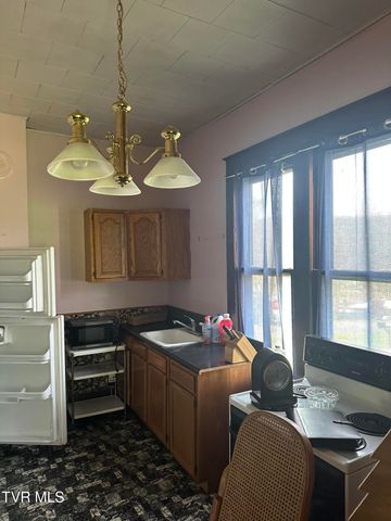 210 North Ford Street, Pennington Gap, VA 24277
