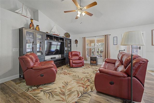 11213 FLOCK AVENUE, Weeki Wachee, FL 34613