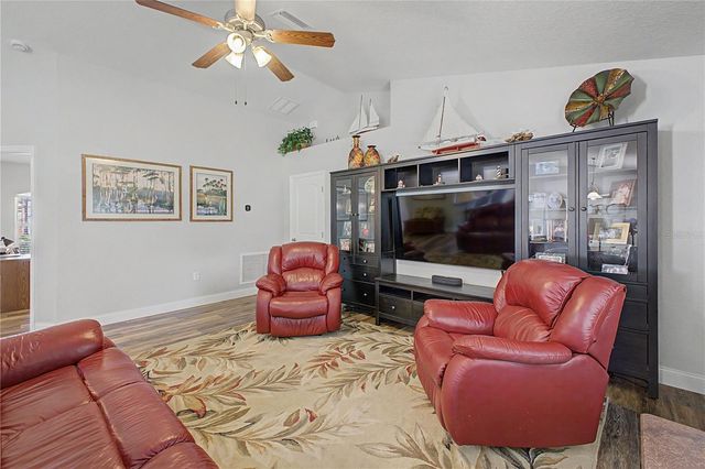 11213 FLOCK AVENUE, Weeki Wachee, FL 34613