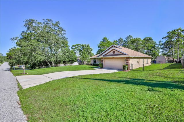 11213 FLOCK AVENUE, Weeki Wachee, FL 34613