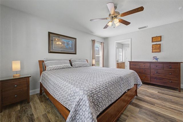 11213 FLOCK AVENUE, Weeki Wachee, FL 34613
