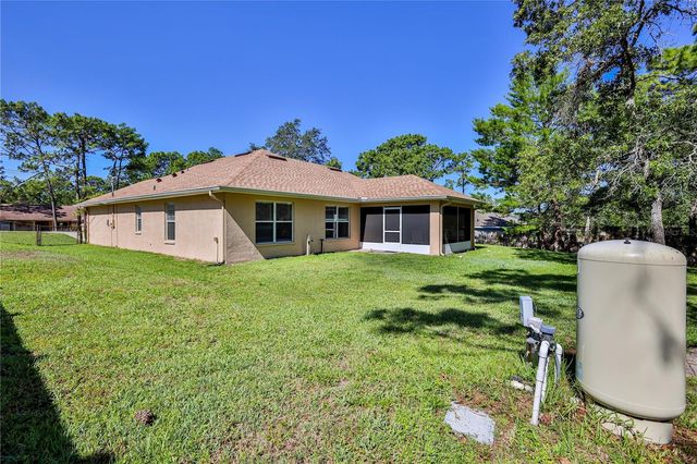 11213 FLOCK AVENUE, Weeki Wachee, FL 34613