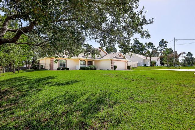 11213 FLOCK AVENUE, Weeki Wachee, FL 34613