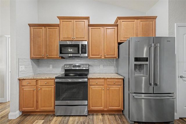 11213 FLOCK AVENUE, Weeki Wachee, FL 34613