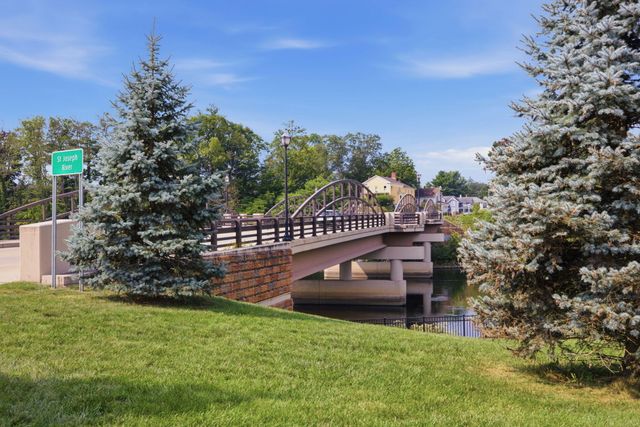 511 Oak Street, Niles City, MI 49120