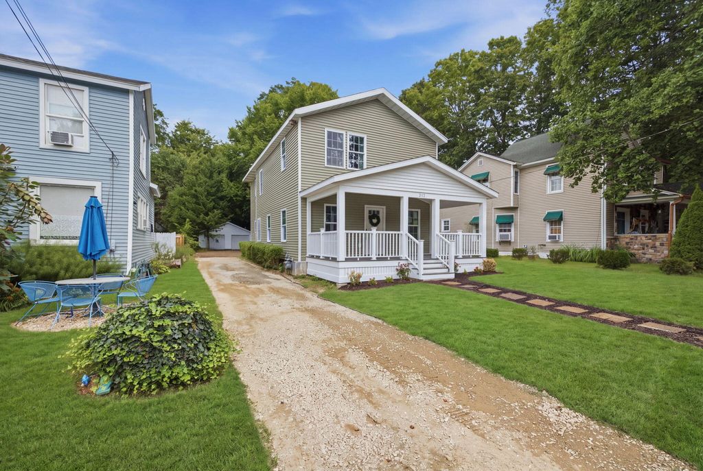 511 Oak Street, Niles City, MI 49120