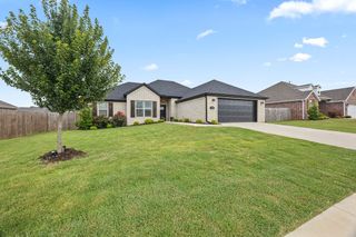535 N Goose Xing, Farmington, AR 72730