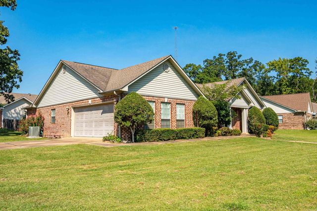 203 Merganser Trail, Hot Springs, AR 71901