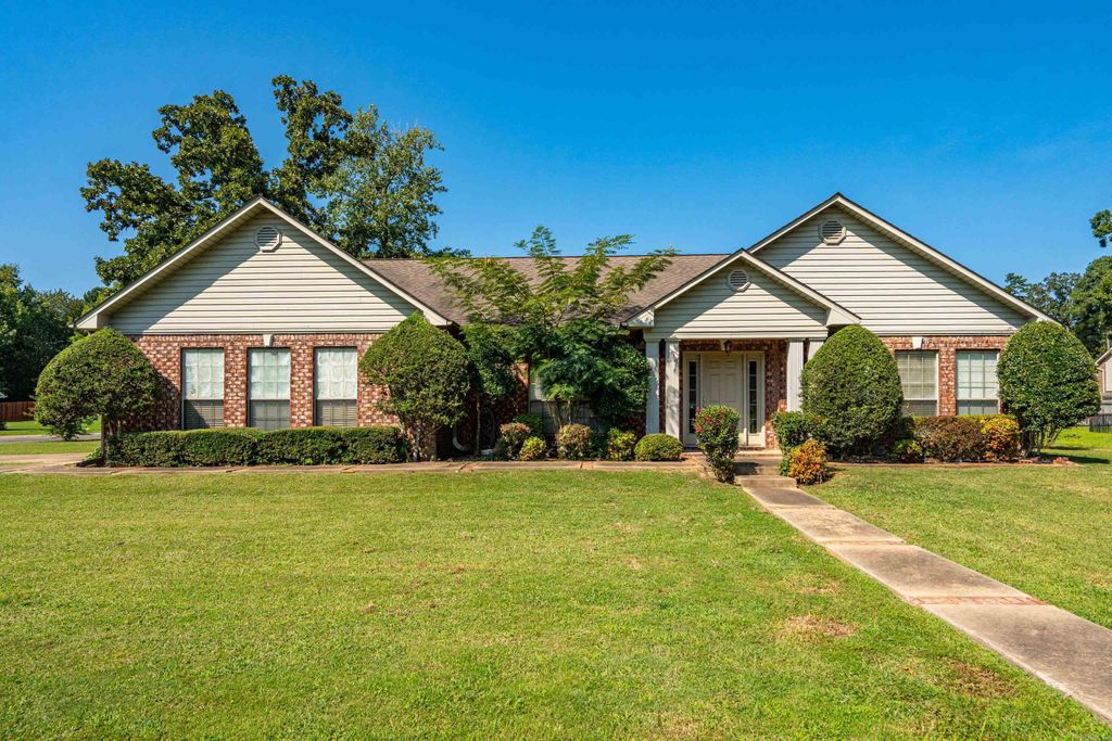 203 Merganser Trail, Hot Springs, AR 71901