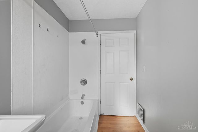 211 Young Street, Middletown, OH 45044