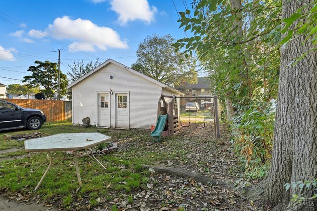 211 Young Street, Middletown, OH 45044