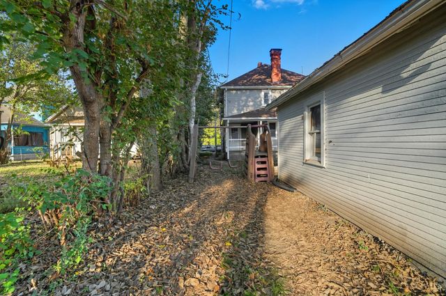 211 Young Street, Middletown, OH 45044