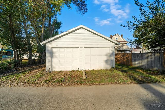 211 Young Street, Middletown, OH 45044