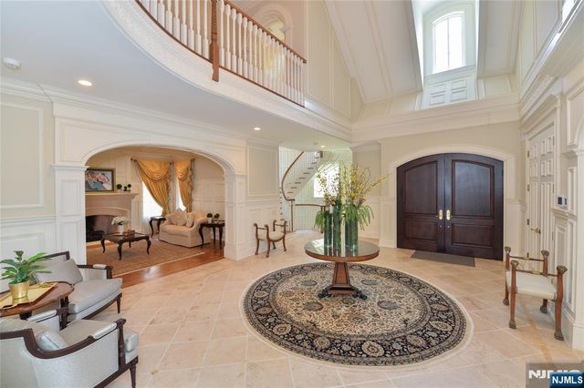 15 N Church Road, Saddle River, NJ 07458