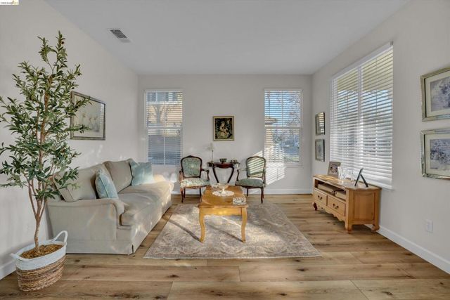 6144 Seneca Cir, Discovery Bay, CA 94505
