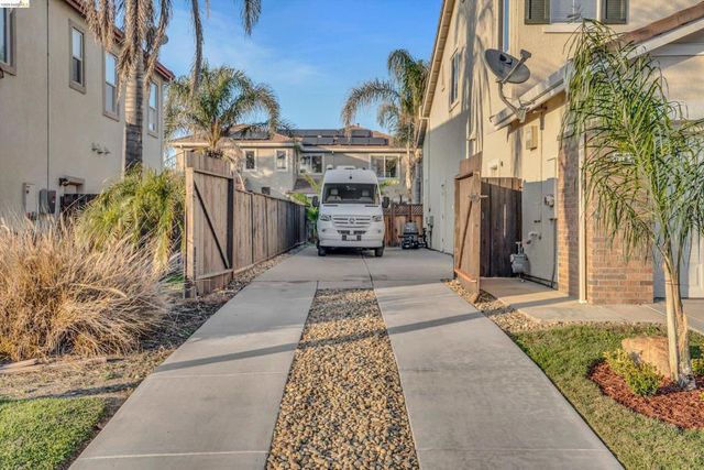 6144 Seneca Cir, Discovery Bay, CA 94505